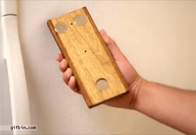 Magnet UTILE sur réfrigérateur