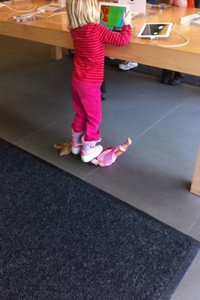 Les jouets, c'est pour les petits