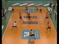 Une balle, trois têtes