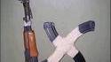 AK47 avec 4 chargeurs attachés