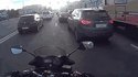 Toujours être attentif en deux roues !