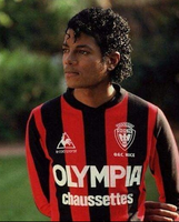 Michael Jackson arborant le maillot de football de l'OGC Nice ????