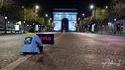 Adri1 tourne son clip à la sauvage sur les Champs-Elysées