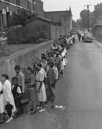 Fin des années 40, début des années 50, les "Colored People" se déplacent en masse pour voter