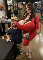 Un nain porte... quoi au fait ? Difficile à nommer !