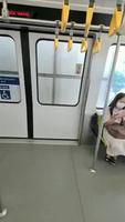 Vitres dans le métro à Singapour 