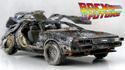 Restauration d'une Dolorean model réduit