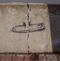 attache mur 