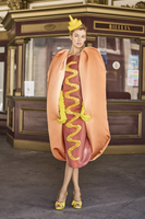 Une femme prise en sandwich 