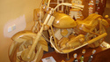 Moto en bois 2