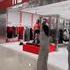 nouveau job, mannequin de vitrine vivant !