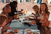 Conan mange son plateau sur le plateau