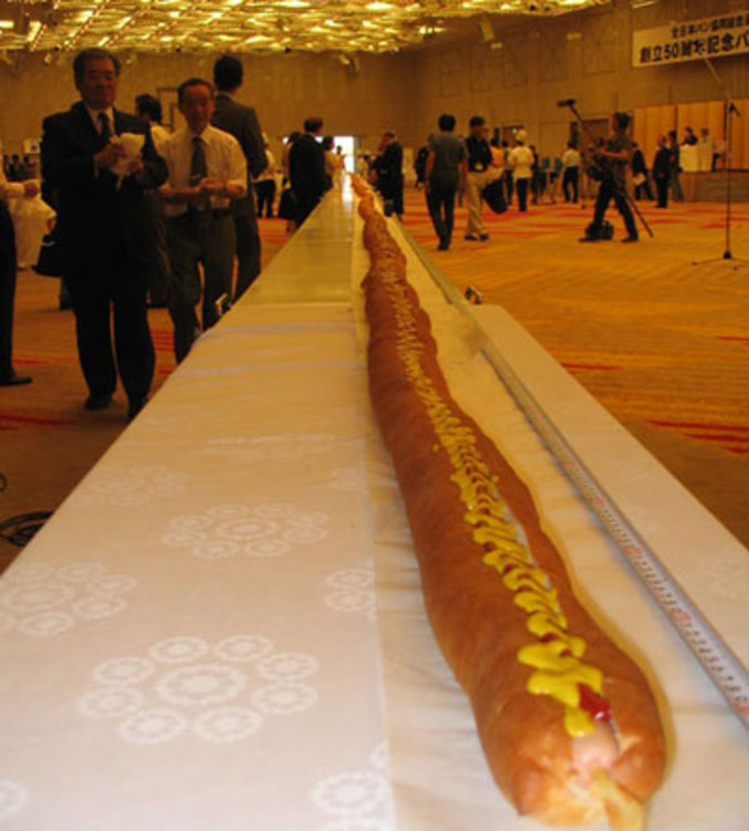 Le plus long hot-dog.