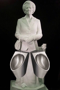 Montage irrévérencieux