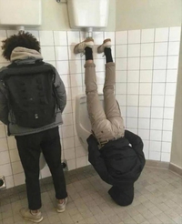 Un autre pisseur australien