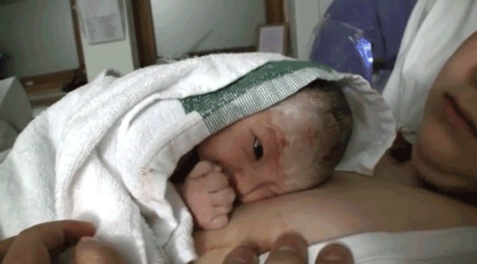Coucou bébé, tu vas bien ?