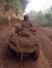 Un pilote de quad emboué
