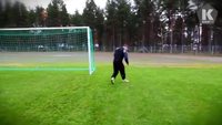 Un type et un ballon