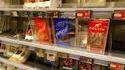 Monoprix sur la Canebière : les tablettes de chocolat sous antivols