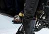 Chaussures WTF, si Michael Jackson avait connu ça pour son moon foot...