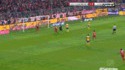 Glissade ratée de footballeur