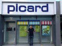 Picard devant Picard