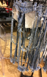 De plus en plus déchirés