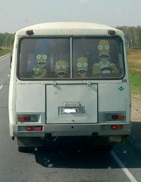 Ralentis, les SIMPSON te regardent