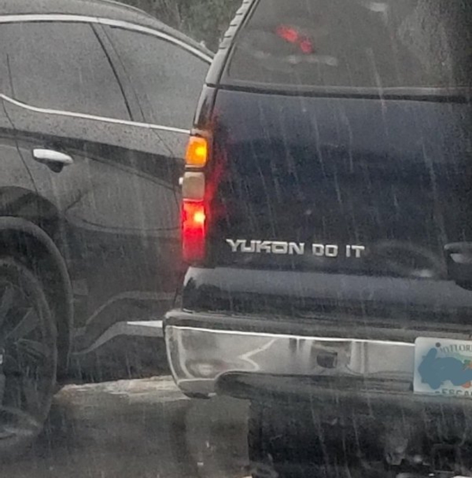 Mélange entre le GMC Yukon (le véhicule) et le slogan Nike (You can do it) ... une explication ça faisait longtemps