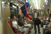 Spiderman dans le métro