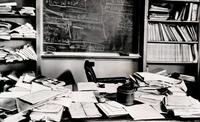 Le bureau d’Albert Einstein comme il l’avait laissé, quelques heures après sa mort .