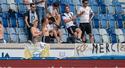 En Suisse, des supportrices du FC Zürich seins nus obligées de se rhabiller