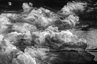 Au travers des nuages