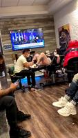 Pendant ce temps là au salon de tatouage 