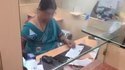 Une fonctionnaire