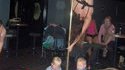 Des strip-teaseuses