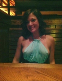 accroché aux tétons