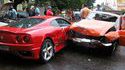 Ferrari vs Poubelle
