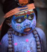 Jeune hindoue prête pour la fête