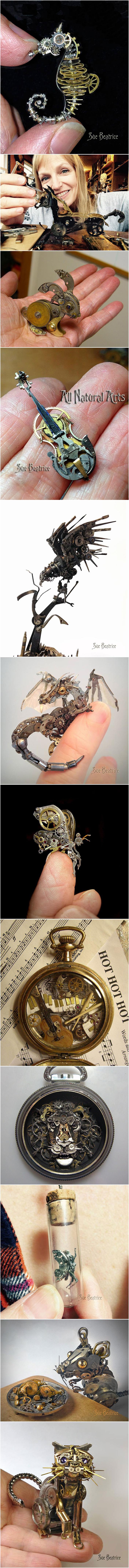 Susan Beatrice recycle des mécanismes de montre et d'autres pièces pour les assembler et créer ces animaux miniatures.
Pour le dernier, je crois qu'il s'agit plutôt d'un prototype créé par les chats après avoir vu Terminator.

https://www.facebook.com/allnaturalarts/