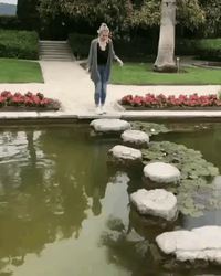 Pif, Paf, (Insta)Pouf !