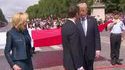 Depuis la photo de la poignée de mains Macron-Trump...