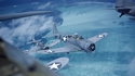 Escadrille de Douglas SBD Dauntless à Midway.