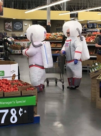 heureusement que le ridicule ne tue pas