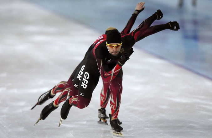L’équipe allemande de patinage de vitesse s’entraîne à l’Arena Adler, dans le Parc Olympique où auront lieu les Jeux Olympiques d’hiver 2014.