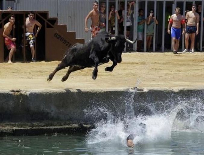 Il a eu tort d'aller à l'eau.