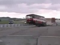Crash test de bus