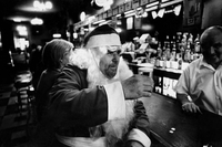 Lendemain de hard work pour Papa Noël (après l'effort, le réconfort)...