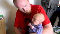 Calmer un bébé