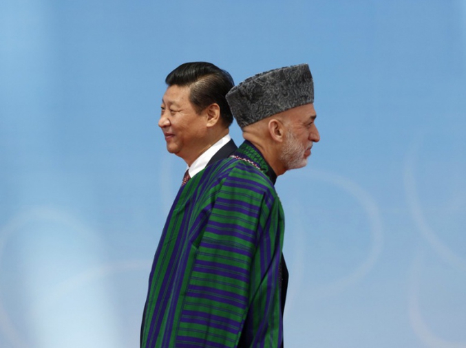 Les présidents chinois et afghan ne font qu'un lors d'une conférence à Shanghai.
